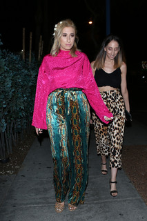 Stacey Solomon feet photo thumbnail