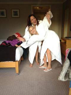 Stacey Solomon feet photo thumbnail