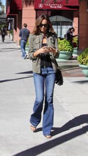 Stacy Keibler feet photo thumbnail