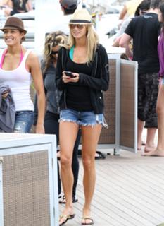 Stacy Keibler feet photo thumbnail