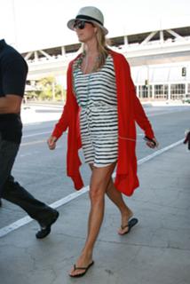 Stacy Keibler feet photo thumbnail