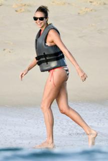 Stacy Keibler feet photo thumbnail