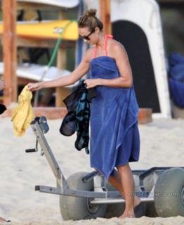 Stacy Keibler feet photo thumbnail