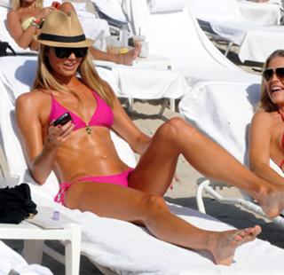 Stacy Keibler feet photo thumbnail