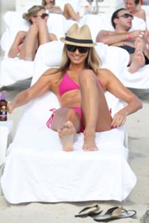 Stacy Keibler feet photo thumbnail