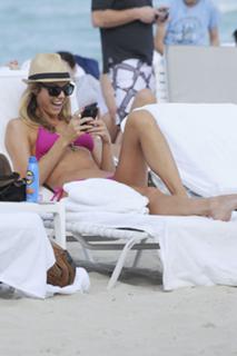 Stacy Keibler feet photo thumbnail