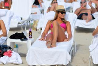 Stacy Keibler feet photo thumbnail