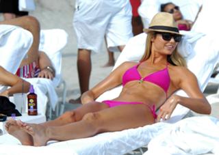 Stacy Keibler feet photo thumbnail