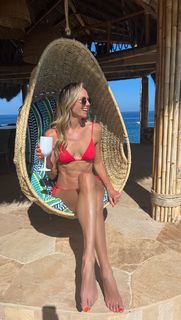 Stacy Keibler feet photo thumbnail