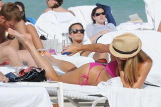 Stacy Keibler feet photo thumbnail
