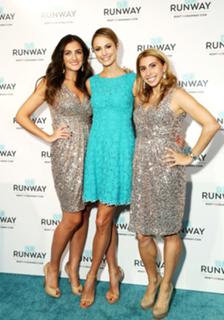 Stacy Keibler feet photo thumbnail