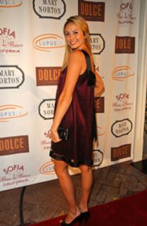 Stacy Keibler feet photo thumbnail