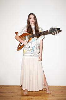 Stacy Martin feet photo thumbnail