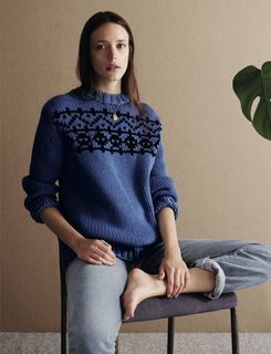 Stacy Martin feet photo thumbnail