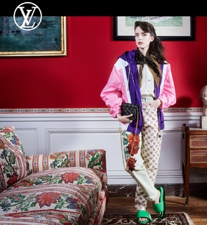 Stacy Martin feet photo thumbnail