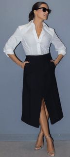 Stamatina Tsimtsili feet photo thumbnail