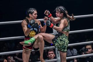 Stamp Fairtex feet photo 4