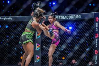 Stamp Fairtex feet photo 13