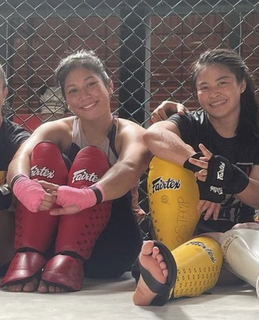 Stamp Fairtex feet photo 3