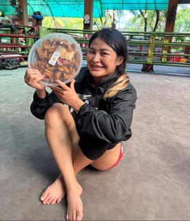 Stamp Fairtex feet photo 19