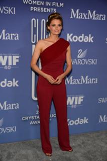 Stana Katic feet photo thumbnail