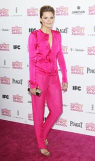 Stana Katic feet photo thumbnail