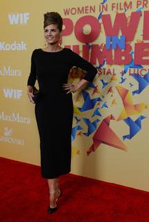 Stana Katic feet photo thumbnail
