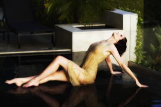 Stana Katic feet photo thumbnail