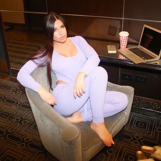 Stanija Dobrojevic feet photo thumbnail