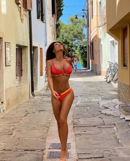 Stanija Dobrojevic feet photo thumbnail