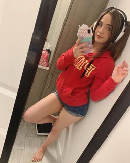 Staryuuki feet photo thumbnail