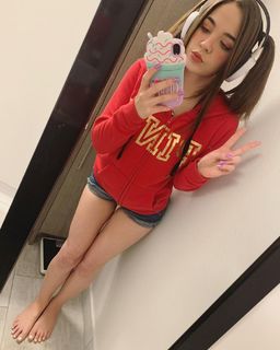 Staryuuki feet photo thumbnail