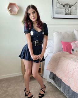 Staryuuki feet photo thumbnail