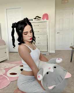 Staryuuki feet photo thumbnail