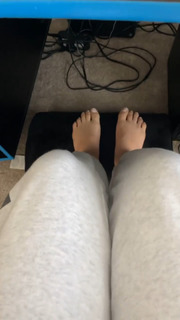 Staryuuki feet photo thumbnail