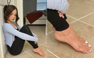 Staryuuki feet photo thumbnail