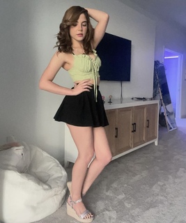 Staryuuki feet photo thumbnail