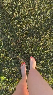 Staryuuki feet photo thumbnail