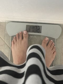 Staryuuki feet photo thumbnail