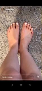 Staryuuki feet photo thumbnail
