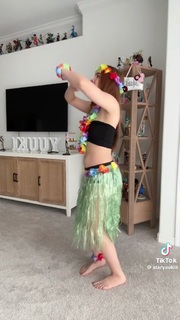 Staryuuki feet photo thumbnail