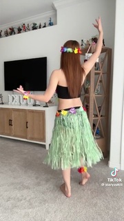 Staryuuki feet photo thumbnail