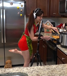Staryuuki feet photo thumbnail