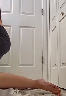 Staryuuki feet photo thumbnail