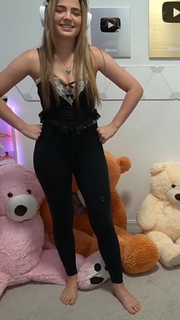 Staryuuki feet photo thumbnail