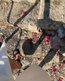 Stasya Miloslavskaya feet photo 3