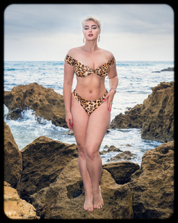 Stefania Ferrario feet photo 10