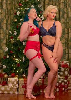 Stefania Ferrario feet photo 2