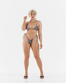 Stefania Ferrario feet photo 19