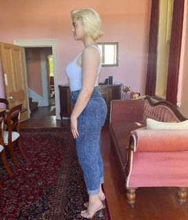 Stefania Ferrario feet photo 9